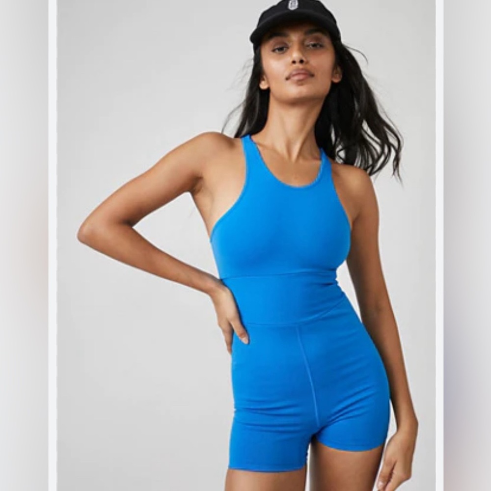 NEW FREE PEOPLE EVERY SINGLE TIME RUNSIE, XS/S